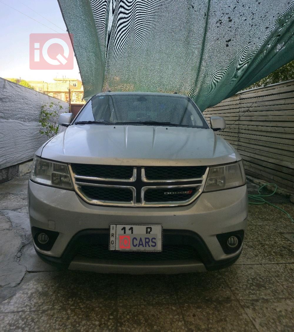 دودج جورني